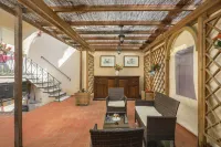 Antica Residenza Santa Chiara -City Center