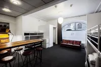 City Backpackers Hostel - 2 ดาว