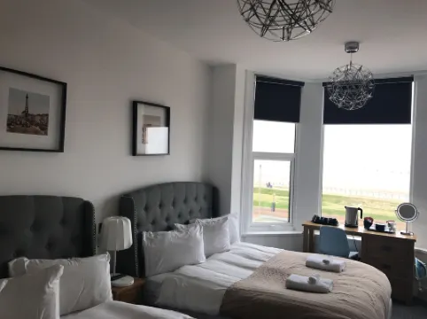 Seafront419 by Seafront Collection