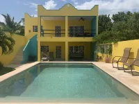 Arenas Del Mar Condos - Pools