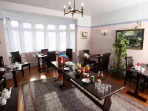 Cranston House Hotels in East Grinstead