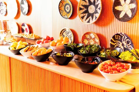 Orange Palace Eskisehir Отели рядом со станцией Eskişehir Enveriye Railway Station