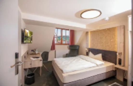 Gasthof Krone Fladungen 榮-格拉伯菲爾德縣酒店