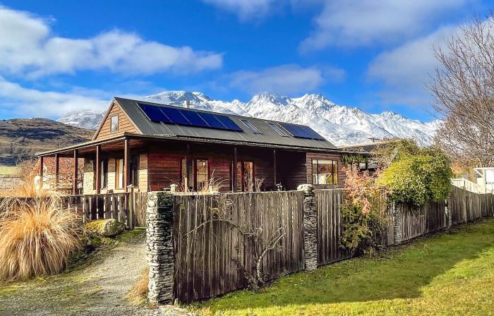 Glenorchy Lake House