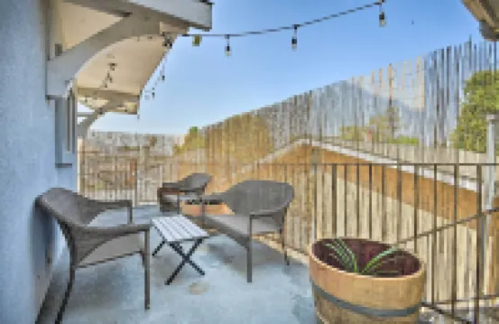 5 ไมล์ถึง ยูนิเวอร์แซล สตูดิโอ: บ้านพักสำหรับครอบครัว พร้อม อ่างน้ำร้อน!