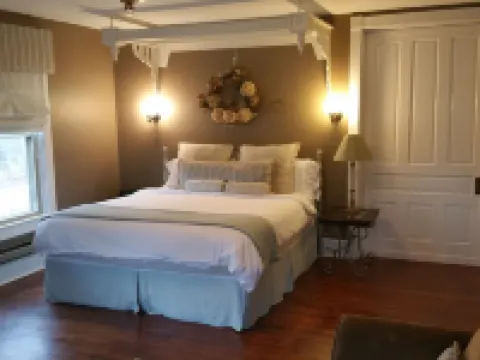 The Inn at Ragged Edge Hotels in Chambersburg