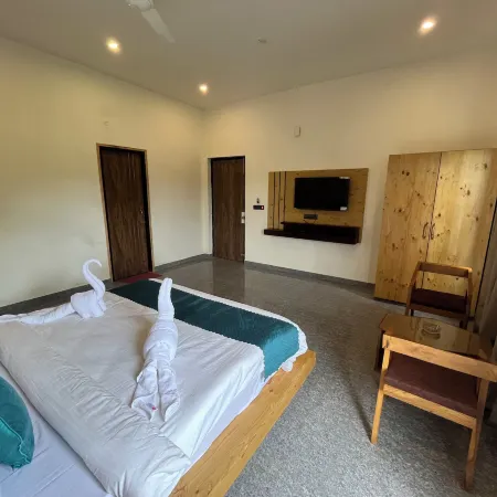 River Home Stay
