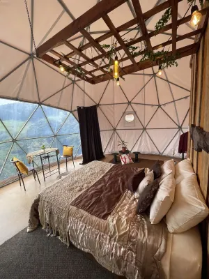 Poas Volcano Observatory Lodge & Glamping فنادق في 