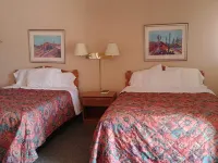 Cactus Inn Hotels in Gray County