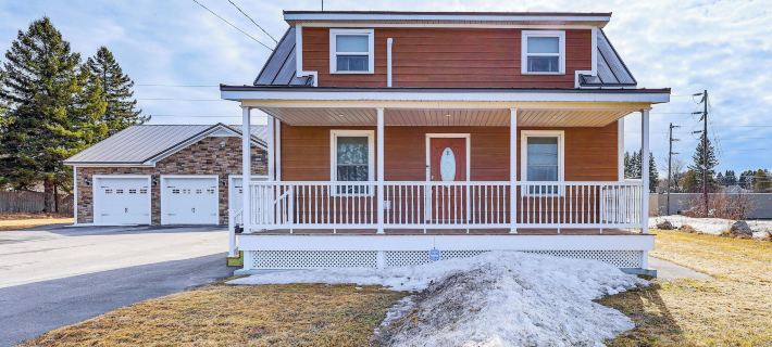 Spacious Presque Isle Home Walk to Downtown! Hotels in Aroostook County