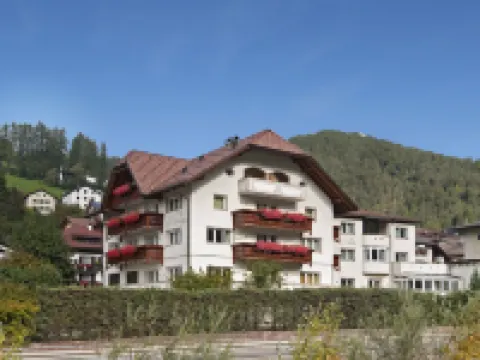 โรงแรมการ์นี วิลล่าพาร์ค โรงแรมในออร์ติเซ