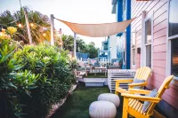 Game Room, 2 Shared Heated Pools, Parking for 3 Hotels near Fly It Port ' A