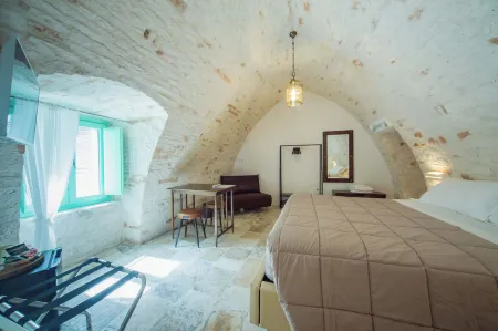 Bella Itria - Historic Center Exclusive Отели рядом с достопримечательностью «Centro Storico Locorotondo»