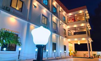 Trayamb Inn by Asapian Hotels, Ayodhya
