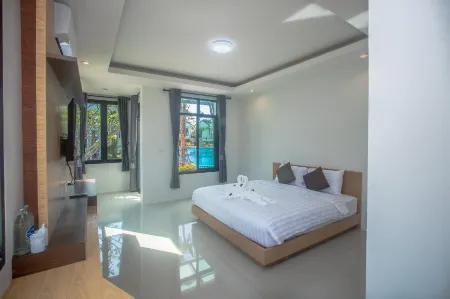 Saichon Grand View Resort Отели рядом с достопримечательностью «Ratchaprapha»