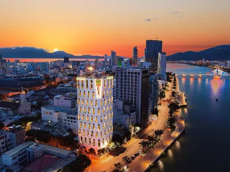 Haian Riverfront Hotel Đà Nẵng