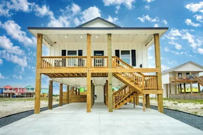 Private Pool by the Nature Preserve Sunset Views Tux Sea Do by AvantStay Hotels near Port Aransas Fishermans Wharf