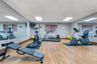 AmericInn by Wyndham Green Bay East - Gym