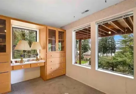 East Bay drive hidden gem Отели рядом с достопримечательностью «WET Science Center»