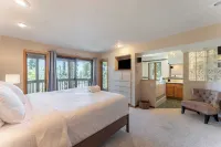 Crystal View by Avantstay Al Fresco Dining w/ View of Lake Tahoe + Crystal Bay