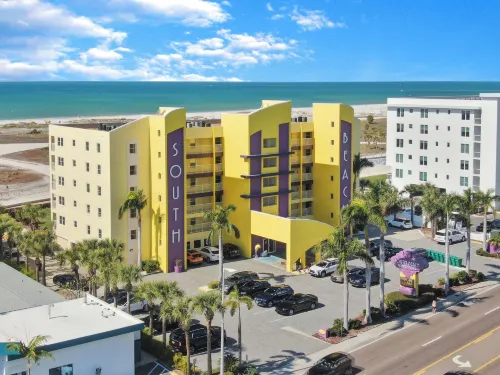 South Beach Condo Hotel Hotel di Treasure Island