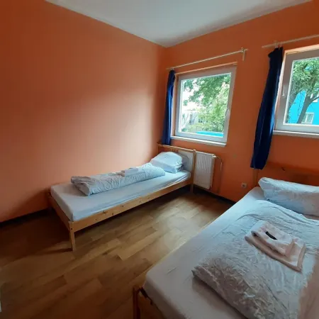 2-Rent Group Hostel Rooms&Apartments Tub19A