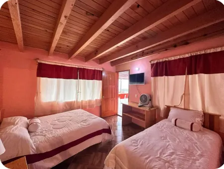 Hotel Bella Vista Отели рядом с достопримечательностью «Rancho El Reencuentro»