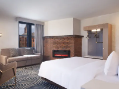 Hotel Royer Urbana Champaign, Tapestry Collection by Hilton Hoteles en Champaign