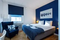Port Hotel Hotels in Trensum