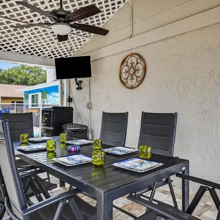 The Cycling Mermaid Palm Harbor, Florida - Year Round Pool, Bikes, Trials, Fun!