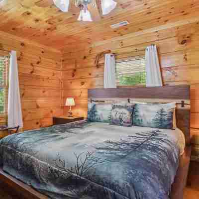 Chasing Cubs Cabin by Beyond Expectations Rooms