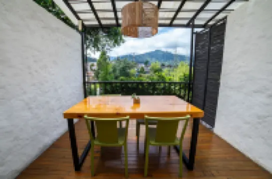 サレント ペケーニョ ホテル