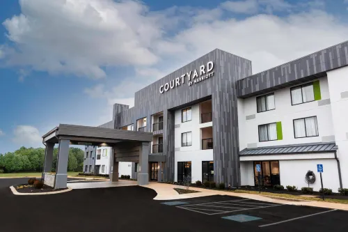 Courtyard Bowling Green Convention Center Hotels in Warren County