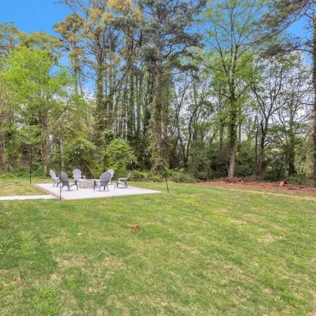 Family & Pets Welcome: 2BR in DT Greer w/ Fire Pit