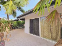 Seaside Exotic Studio: Walk to the seawall and Suva City: Free Wifi & Parking