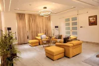 Spacious 3-4-bedroom apartment with fitness room, WiFi in enchanting Lagos Hotels in Ikoyi I