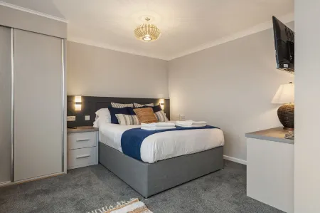 Golwg Y Môr - Sea View Cottage with Hot Tub