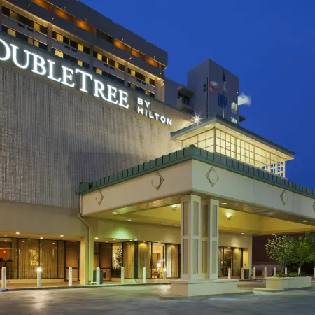 DoubleTree by Hilton Little Rock