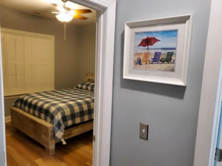 Southport 2 bed 2 bath furnished townhome for rent