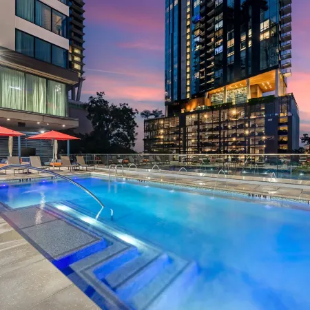 Cambria Hotel Austin Downtown
