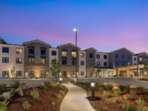 Cambria Hotel Templeton - Paso Robles Hoteles en Templeton
