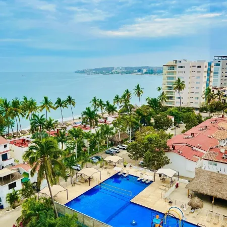 Los Picos Hotel & Suites Bucerias