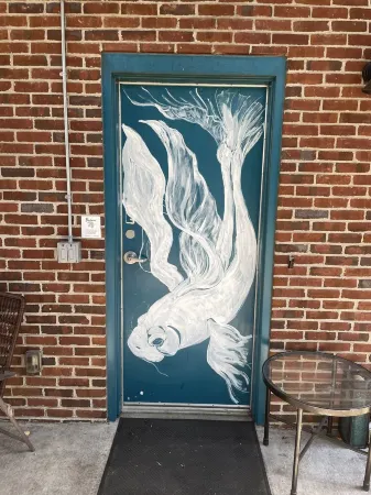 Studio:AC,WiFi, shower, tankless water heater, kitchen, adjustable beds, parking