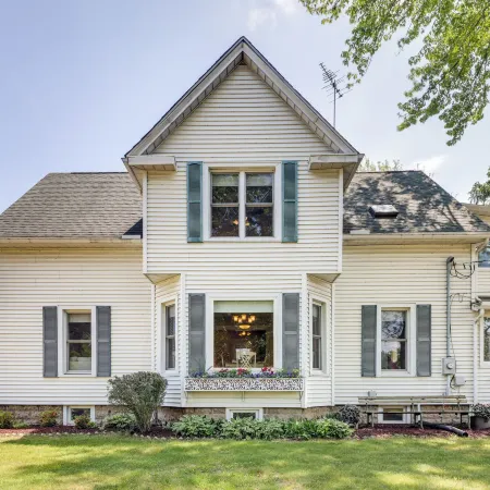 Charming Chesterton Home: w/ Idyllic Location!