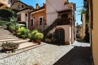 Cozy Apartment in the Historic Heart of Trevignano Romano