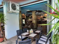 Central, 1 Bed Apt, 3 Yassen