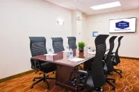 Hampton Inn & Suites Blairsville - parking