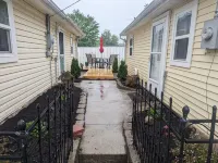 Adorable little lake cottage!