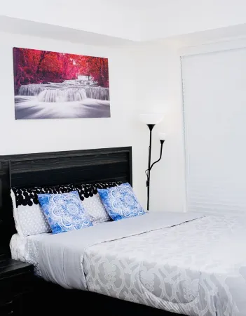 Fully Equipped 1BR Condo Vaughan - Toronto Отели рядом с достопримечательностью «Кортрайт Сентр фор Консервейшен»