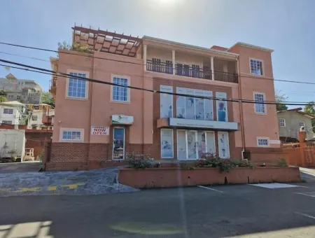 Visionview Apartments 4Bedroom Отели рядом с достопримечательностью «Гайд Парк Тропикал Гарден»